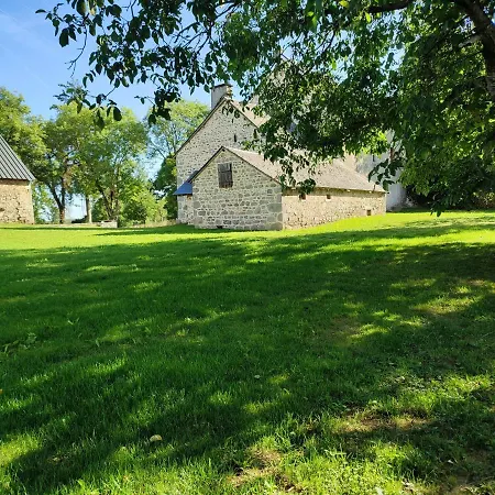 Lepetit Sabotier Grande Capacite Puy De Dome Ferienhaus Giat